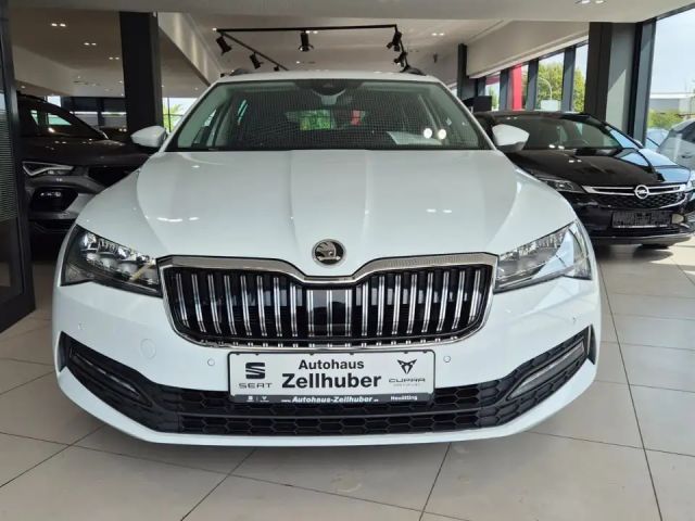 Skoda Superb 2.0 TDI Combi