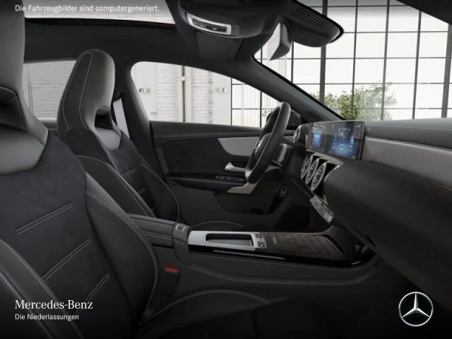 Mercedes-Benz CLA 200 AMG Line