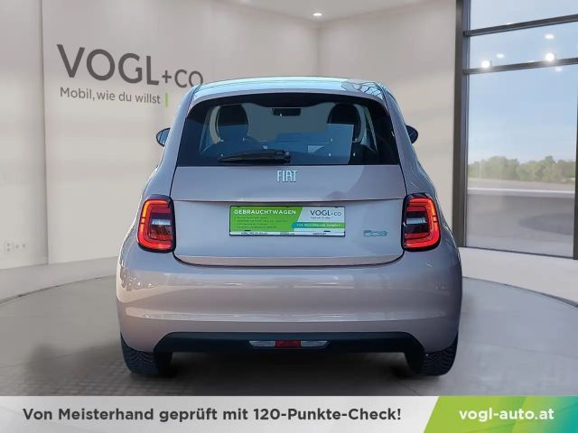 Fiat 500e 42 kWh