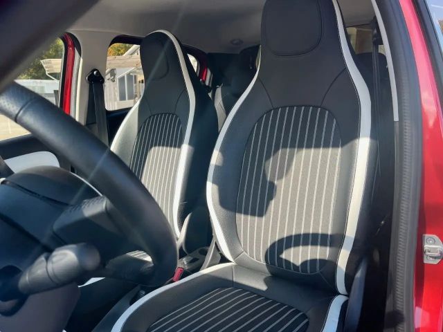 Renault Twingo E-Tech Techno