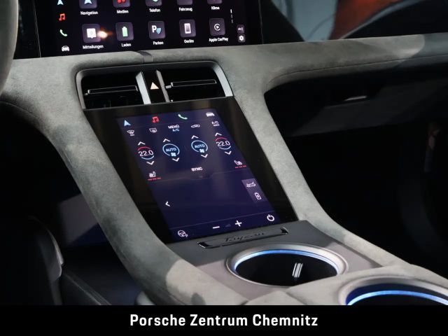 Porsche Taycan 4 GTS