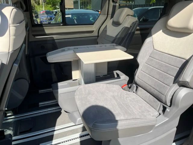 Volkswagen Multivan 2.0 TDI Lang Style T7