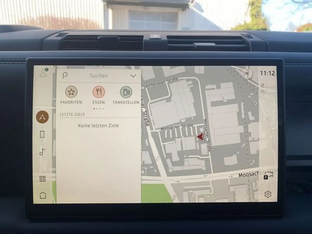 Land Rover Defender 110