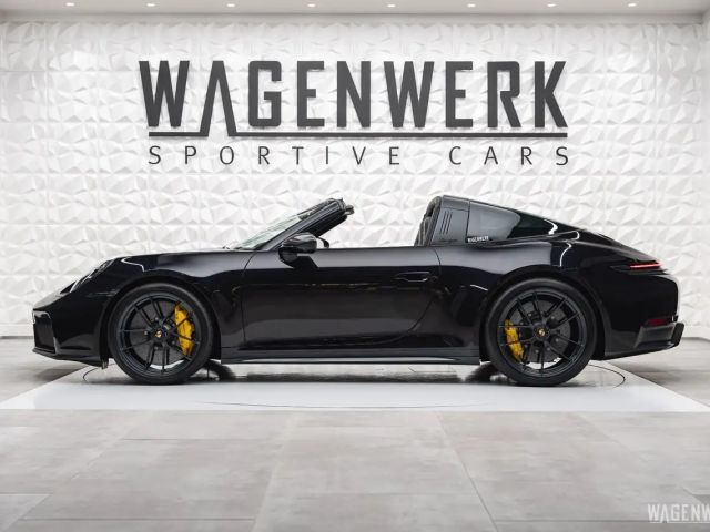 Porsche 992 4 Cabrio GTS Targa Turbo