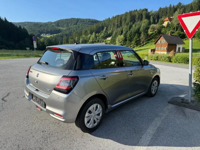 Suzuki Swift Clear Hybrid
