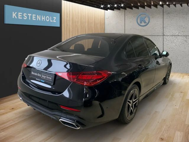 Mercedes-Benz C 200 AMG Line Sedan