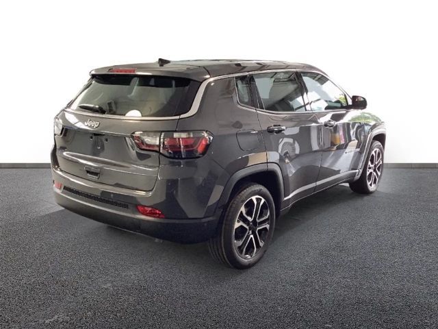 Jeep Compass Altitude