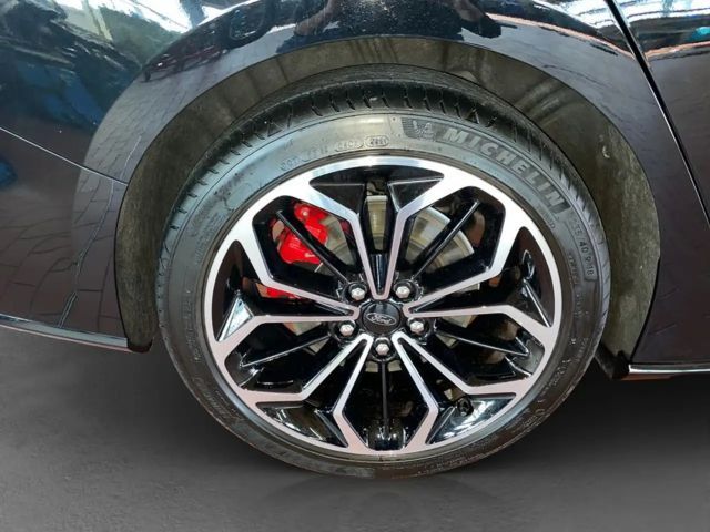 Ford Focus ST Line Wagon