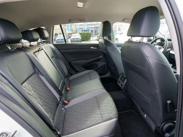 Volkswagen Golf 1.5 TSI Variant