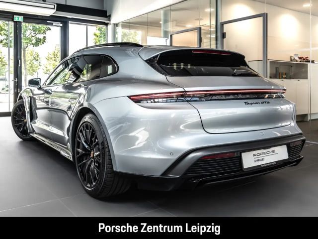 Porsche Taycan GTS Sport Turismo