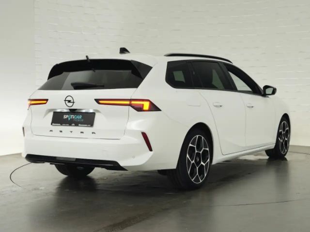 Opel Astra Sports Tourer Ultimate