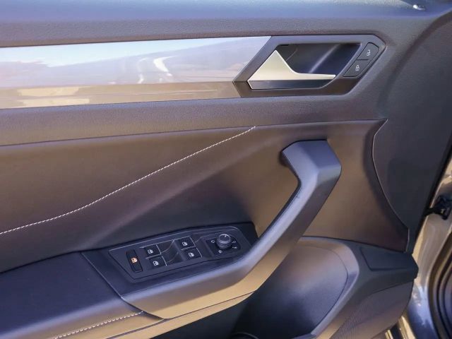 Volkswagen T-Roc 1.5 TSI Style