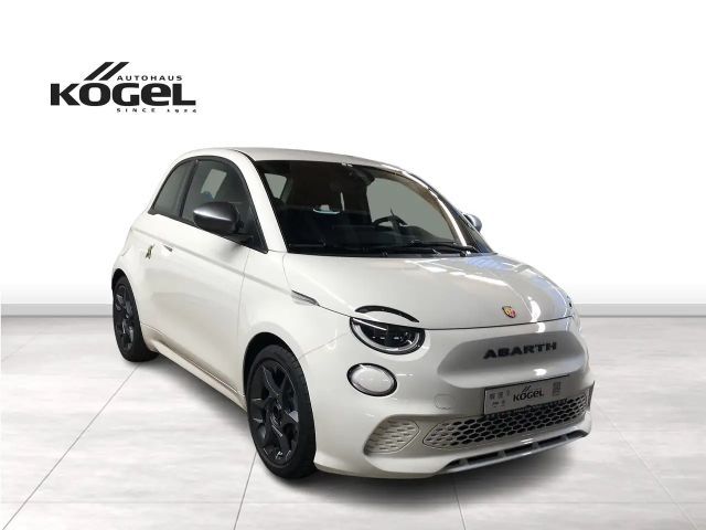 Abarth 500e 42 kWh 155 PS
