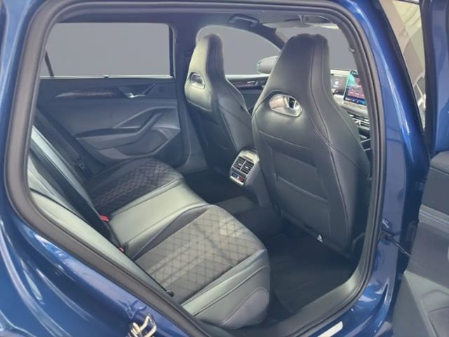 Volkswagen Passat 2.0 TDI R-Line Variant