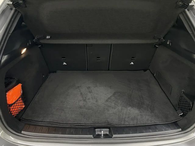 Mercedes-Benz GLA 250 AMG Line