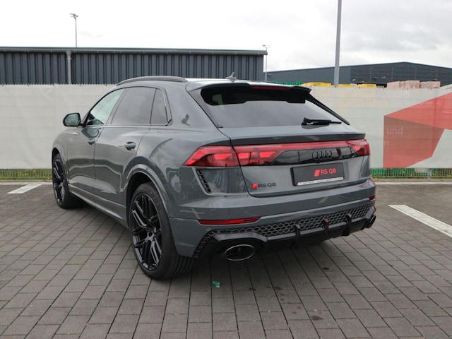 Audi RS Q8 Performance Quattro