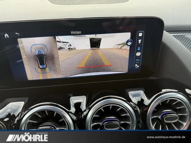 Mercedes-Benz GLA 180 AMG Line