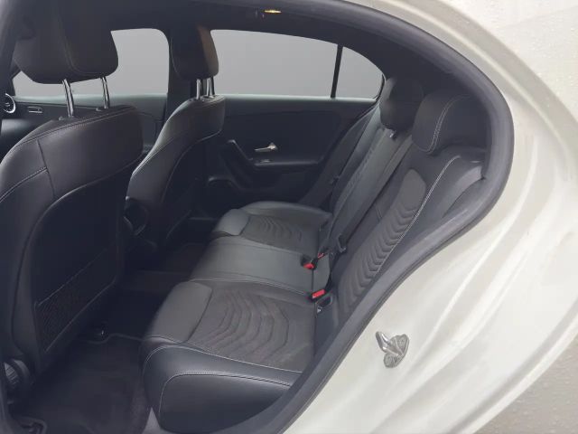 Mercedes-Benz A 180 Hatchback Style