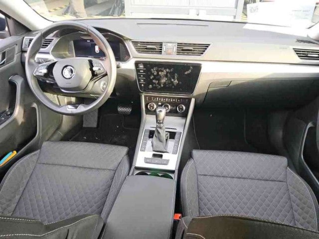 Skoda Superb 2.0 TDI Ambition Combi