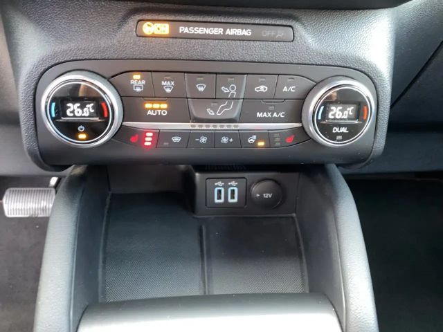 Ford Kuga Plug in Hybrid ST Line X