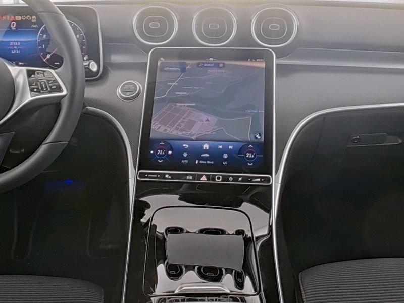 Mercedes-Benz C 200 AVANTGARDE Sedan