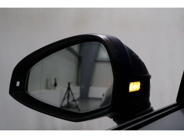 Audi A4 40 TFSI Avant Quattro