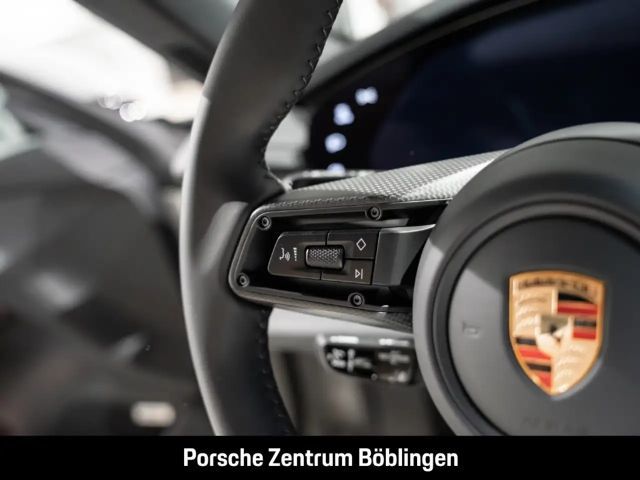 Porsche Taycan 4S Cross Turismo