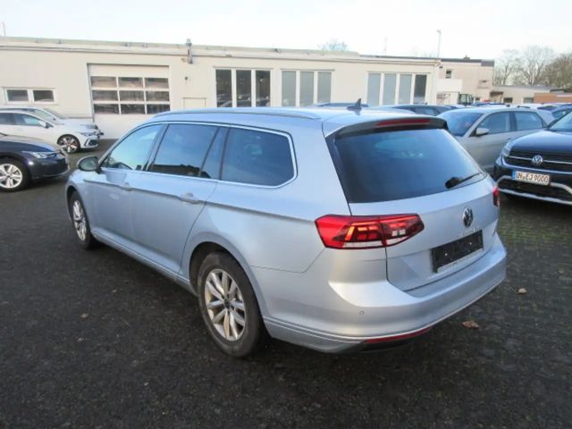 Volkswagen Passat 2.0 TDI Business DSG Variant