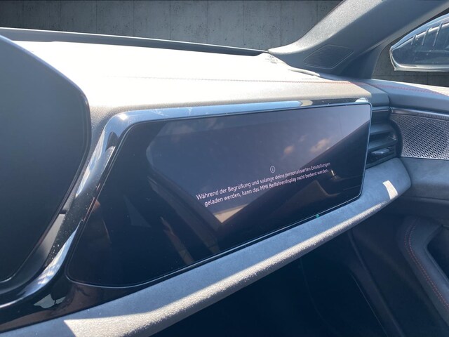 Audi A6 e-tron Avant Quattro