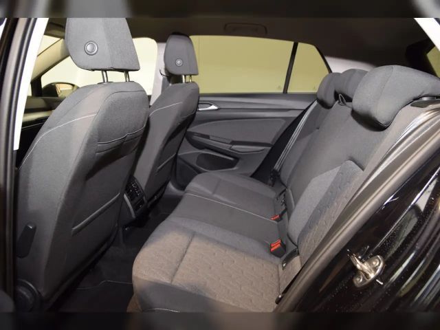 Volkswagen Golf DSG Golf VIII Move