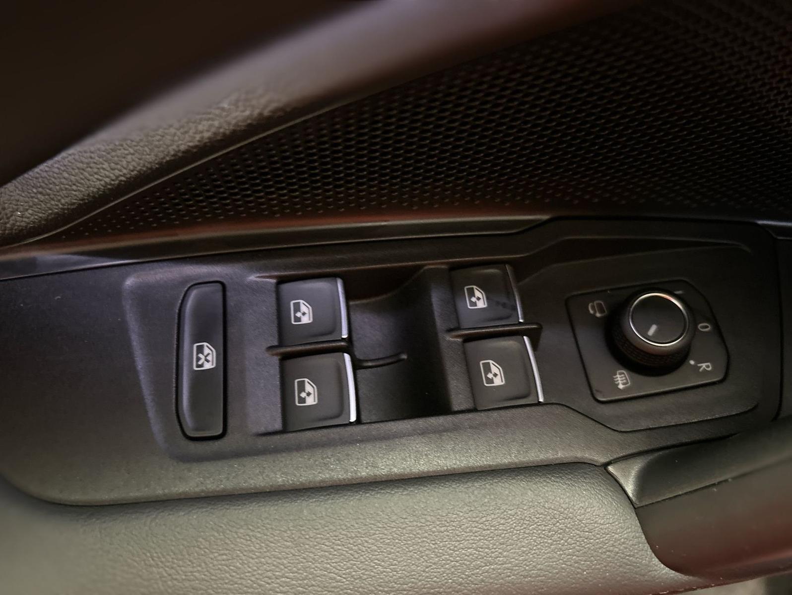 Volkswagen Tiguan 2.0 TDI DSG R-Line