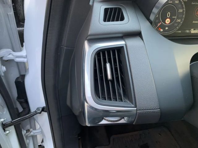 Jaguar E-Pace AWD SE