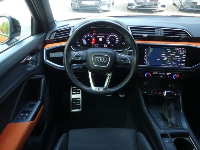 Audi Q3 35 TDI S-Line
