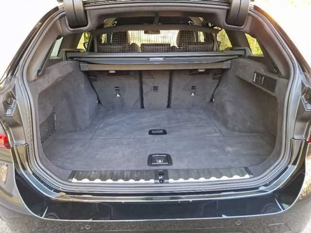 BMW 318 318d M-Sport Touring