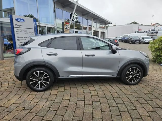 Ford Puma EcoBoost Titanium