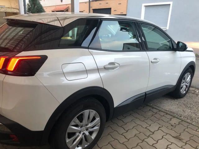 Peugeot 3008 Active Pack EAT8