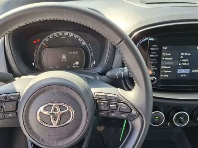 Toyota Aygo X Hatchback Play X-play