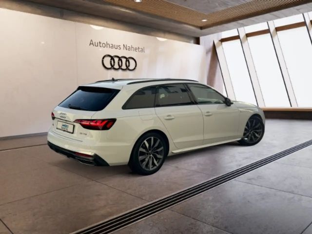 Audi A4 35 TDI Avant S-Line