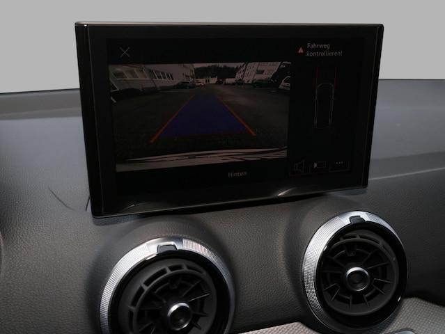 Audi Q2 35 TFSI S-Line