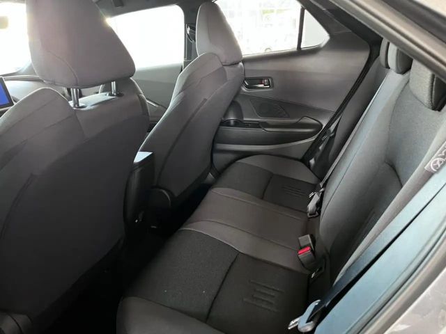 Toyota C-HR Hybride Team D