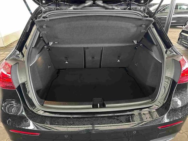 Mercedes-Benz A 200 AMG Line