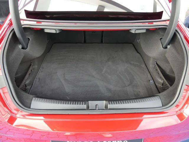 Mercedes-Benz CLA 200 AMG Line Coupé