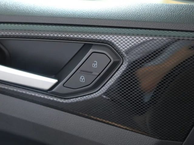 Volkswagen T-Cross Friends TSI