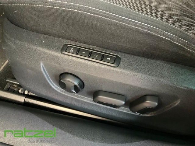 Skoda Superb 2.0 TDI Combi Style Style