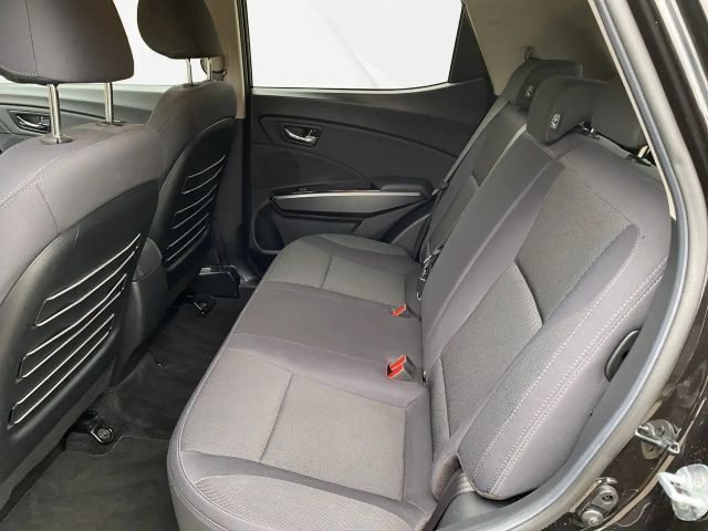 SsangYong Tivoli 2WD