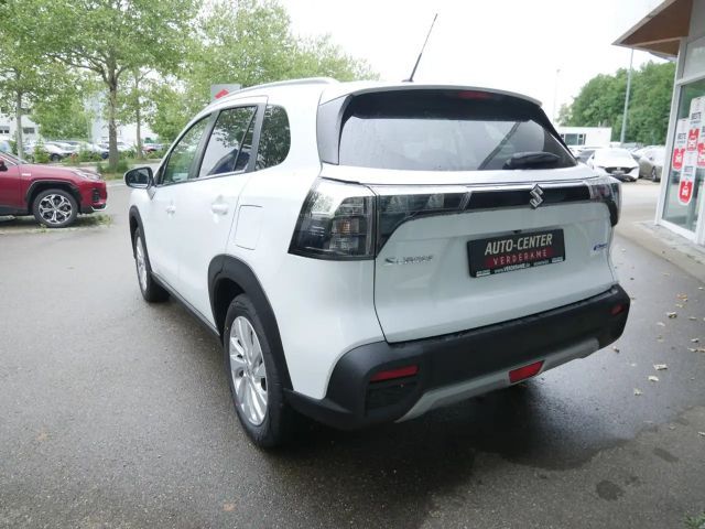 Suzuki S-Cross Hybrid