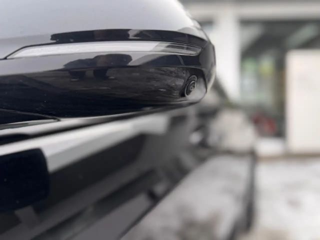 BMW 120 120d M-Sport Sedan