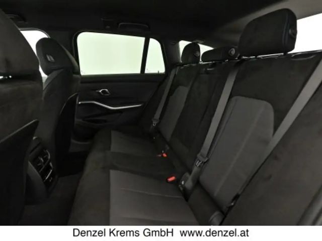 BMW 330 330e Touring xDrive