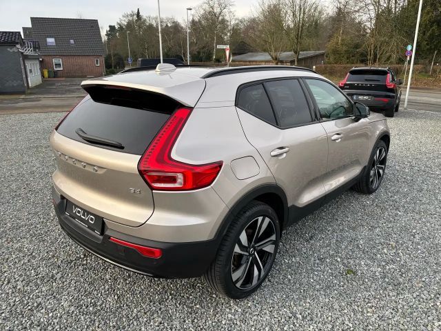 Volvo XC40 Dark Ultra
