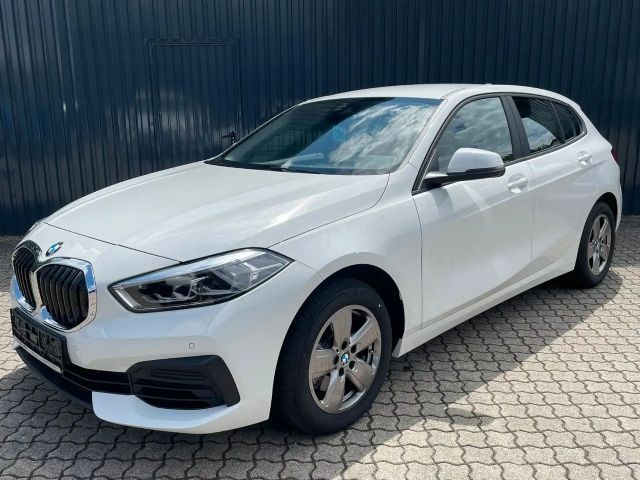 BMW 116 116i 5-deurs Sedan